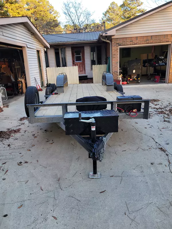 20' car hauler trailer rental in Madison, AL for safe vehicle transport